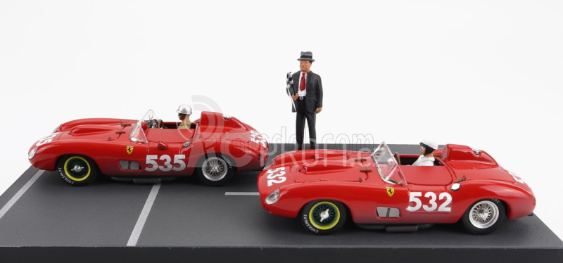 Art-model Ferrari Diorama Set 2x 315s Spider Sn0684 N 535 1:43, červená
