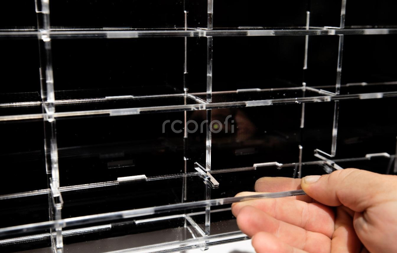 Atlantic Vetrina display box Espositore - For 49 Cars 1/64 Lungh.lenght Cm 78.0 X Largh.width Cm 8.0 X Alt.height Cm 38.0 (altezza Utile Tra I Ripiani Cm 4.5 Inner Height Among Shelves) 1:64 Plastový Displej