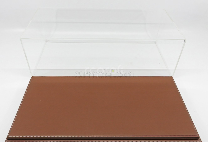 Atlantic Vetrina display box Molhouse Base In Pelle Marrone - Leather Base Brown - Lungh.lenght Cm 65.0 X Largh.width Cm 31.0 X Alt.height Cm 21.5 (altezza Interna  Cm 19.0) 1:8 Plastový Displej