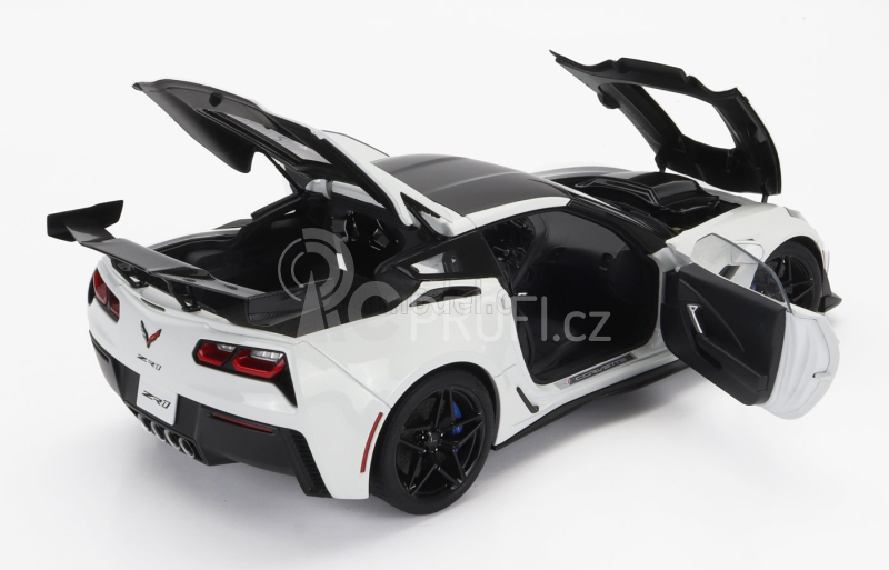 Autoart Chevrolet Corvette C7 Zr1 2017 1:18 Arctic White