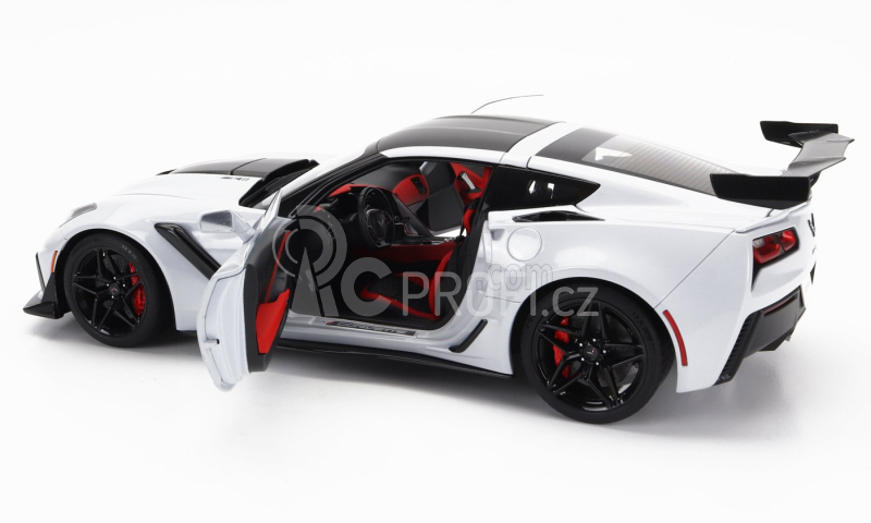 Autoart Chevrolet Corvette C7 Zr1 2017 1:18 Grey Met