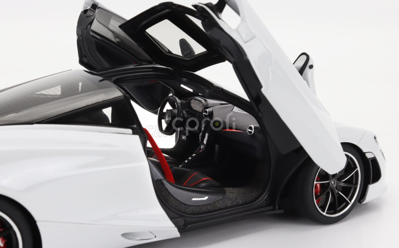 Autoart Mclaren 720s 2017 1:18 Silica White