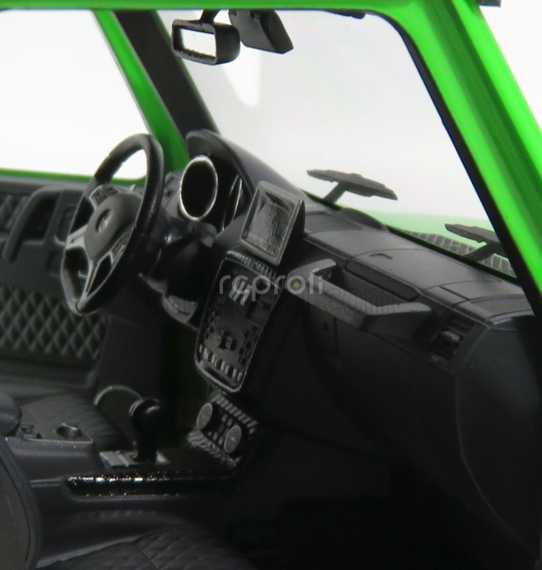 Autoart Mercedes benz G-class G500 4x4 2 2015 1:18 Alien Green