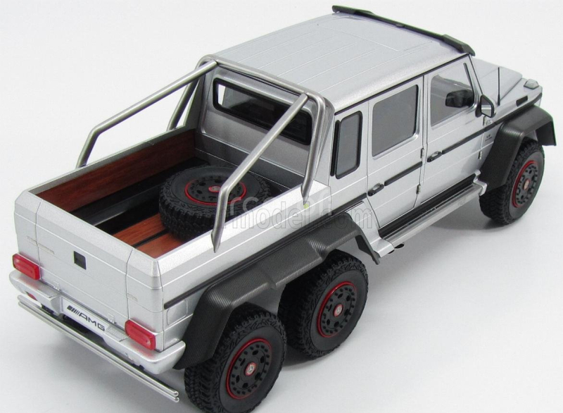 Autoart Mercedes benz G-class G63 V8 Amg 6x6 2013 1:18 Silver