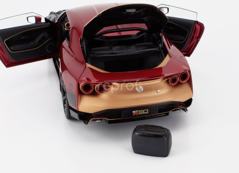 Autoart Nissan Gt-r50 By Italdesign 2021 1:18 Red Met Gold