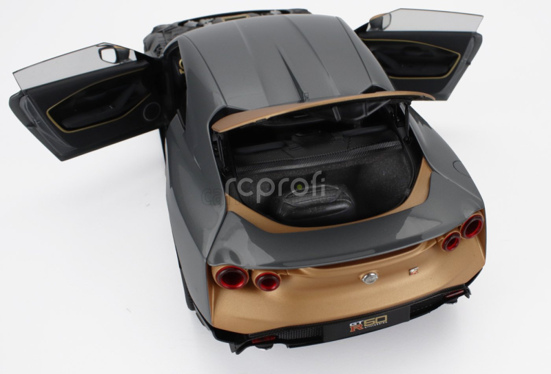 Autoart Nissan Gt-r50 By Italdesign Goodwood Version 2021 1:18 Liquid Kinetic Grey - Energetic Sigma Gold