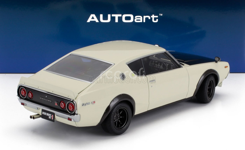 Autoart Nissan Skyline 2000 Gt-r (kpgc110) Tuned Version Coupe 1973 1:18 Bílá Černá