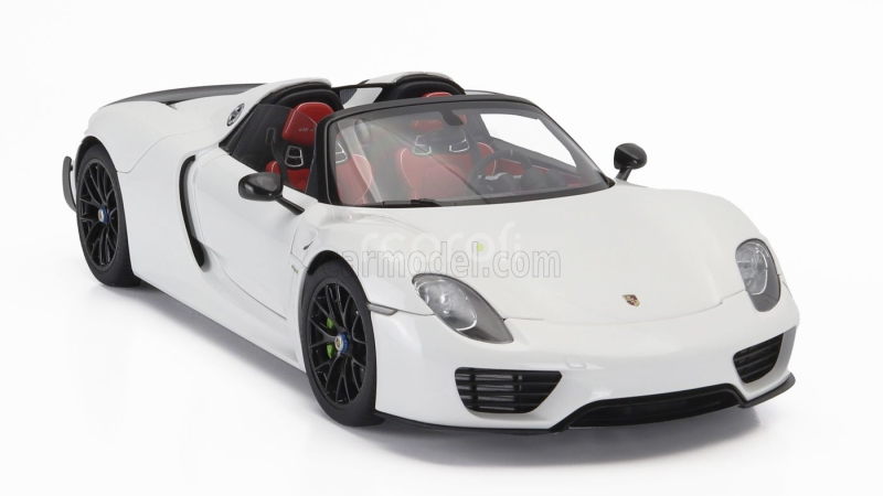 Autoart Porsche 918 Spyder Weissach Package 2013 1:18 Bílá