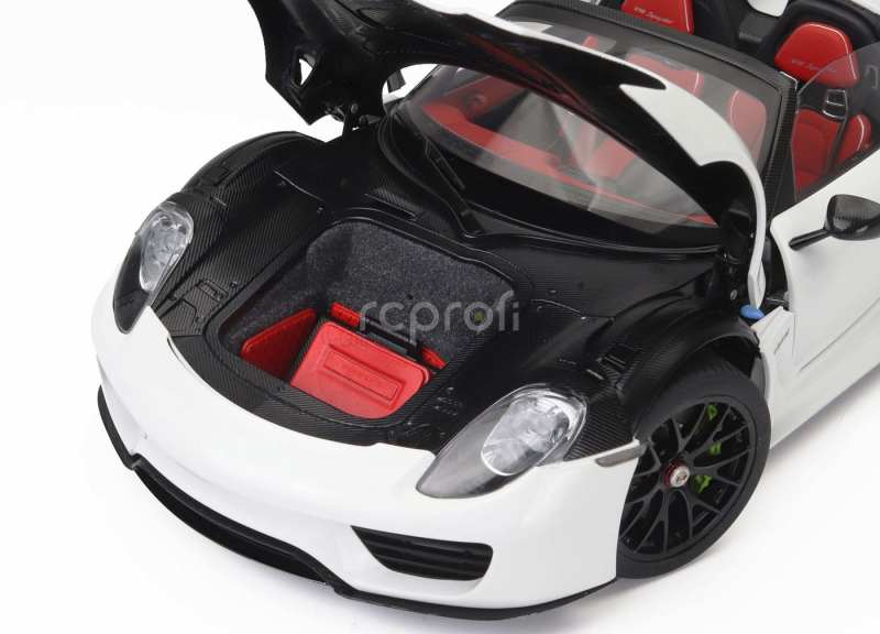 Autoart Porsche 918 Spyder Weissach Package 2013 1:18 Bílá