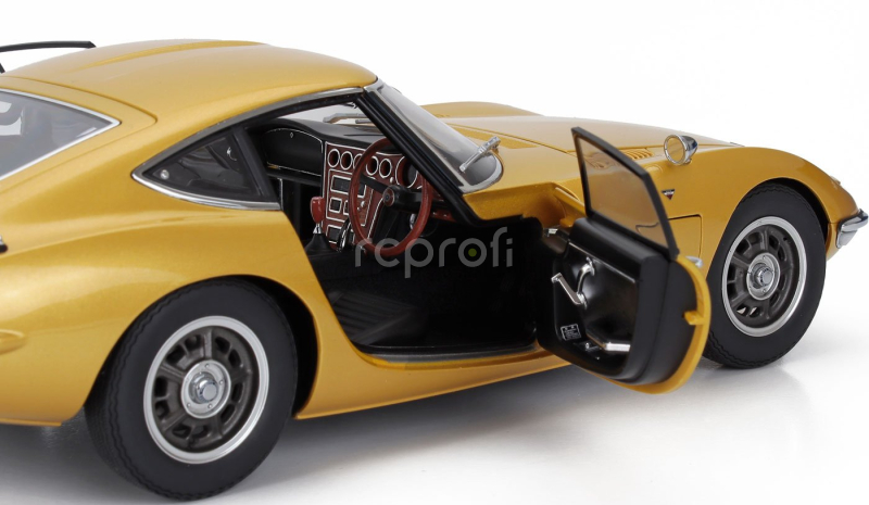 Autoart Toyota 2000gt 1967 1:18 Gold