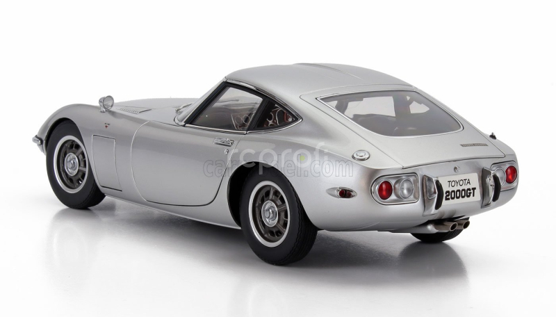 Autoart Toyota 2000gt 1967 1:18 Silver