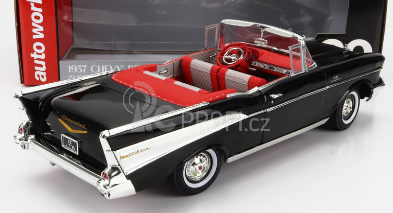 Autoworld Chevrolet Bel Air Cabriolet - Spider 1955 - 007 James Bond 1:18, černá