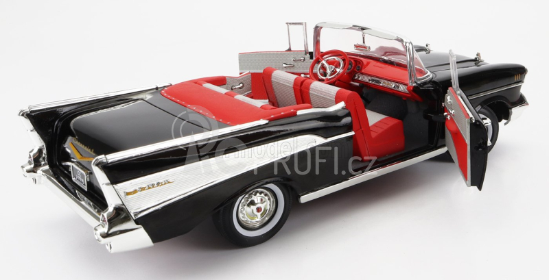 Autoworld Chevrolet Bel Air Cabriolet - Spider 1955 - 007 James Bond 1:18, černá