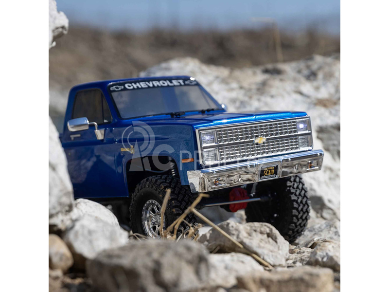 RC auto Axial SCX10 III Base Camp 1:10 4WD Chevy K10 1982 RTR, černá