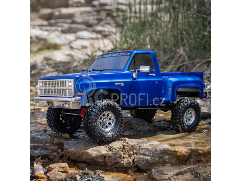 RC auto Axial SCX10 III Base Camp 1:10 4WD Chevy K10 1982 RTR, černá