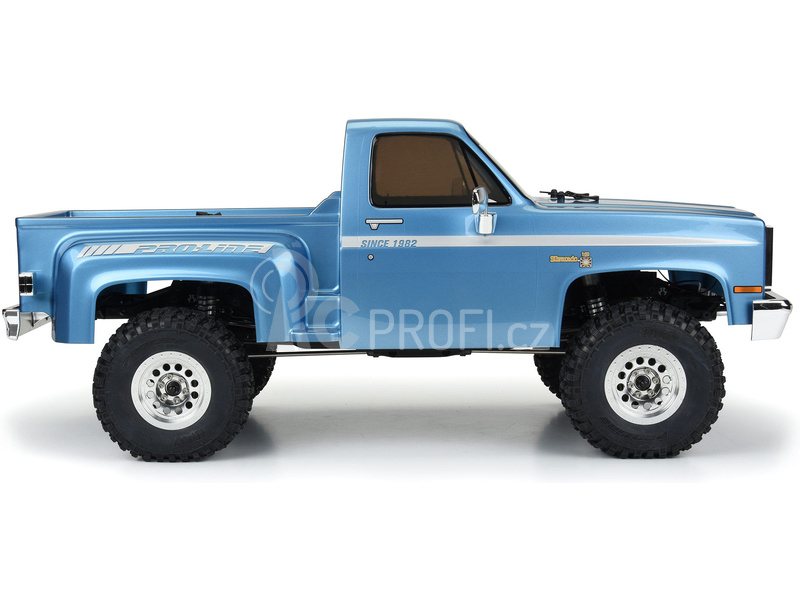 RC auto Axial SCX10 III Base Camp Chevrolet K10 1982 RTR