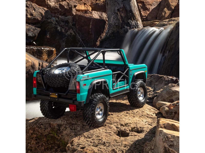 RC auto Axial SCX10 III Early Ford Bronco 4WD 1:10, bílá