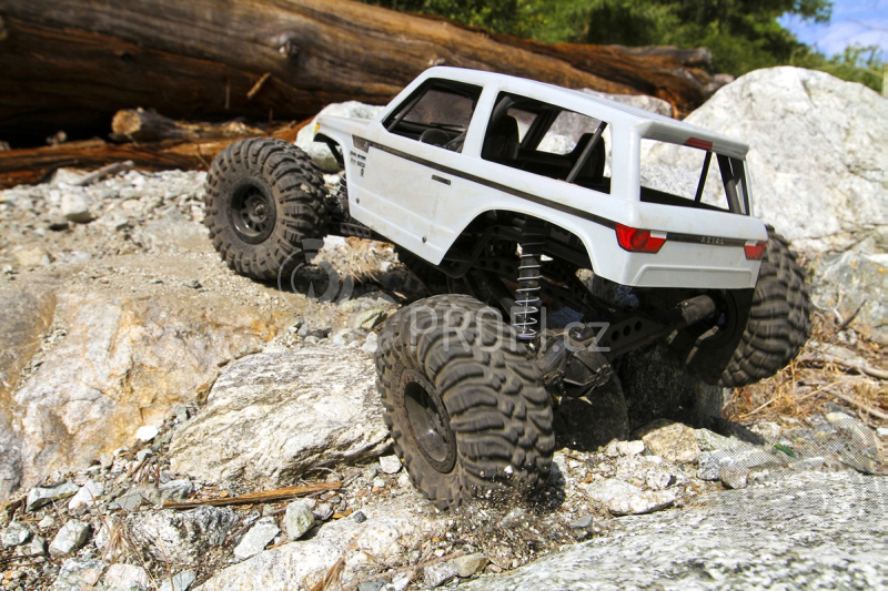 RC auto Axial Wraith Spawn Rock Racer