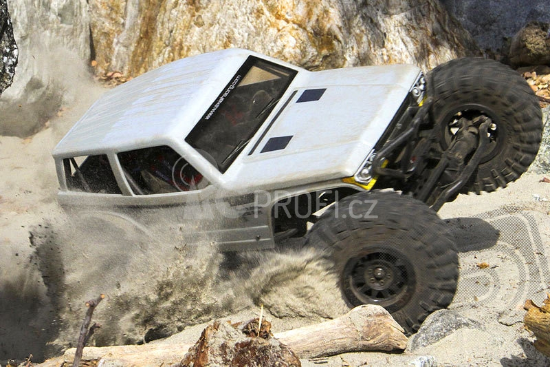 RC auto Axial Wraith Spawn Rock Racer