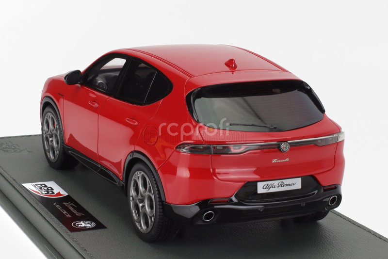 Bbr-models Alfa romeo Tonale Veloce Plug-in Hybrid 2023 - Con Vetrina - With Showcase 1:18 Rosso Alfa - Červená