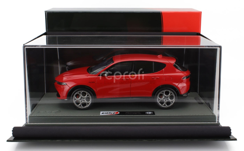 Bbr-models Alfa romeo Tonale Veloce Plug-in Hybrid 2023 - Con Vetrina - With Showcase 1:18 Rosso Alfa - Červená