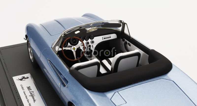 Bbr-models Ferrari 365 California S/n08347 Spider Cabriolet Geneve Motorshow 1966- Con Vetrina - With Showcase 1:18 Světle Modrá Met