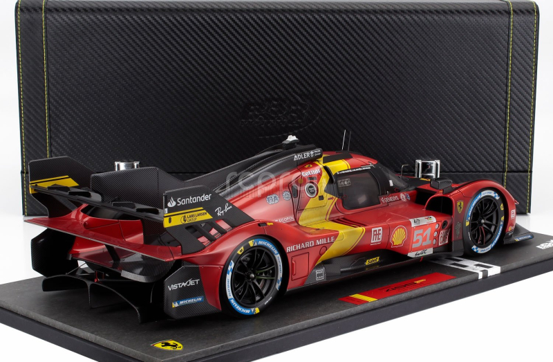 Bbr-models Ferrari 499p 3.0l Turbo V6 Team Ferrari Af Corse N 51 Winner 24h Le Mans (dirty Version - After Race) 2023 Alessandro Pier Guidi - James Calado - Antonio Giovinazzi - Con Vetrina - With Showcase - Coffret Box 1:12 Červená Žlutá Černá