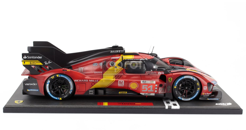 Bbr-models Ferrari 499p 3.0l Turbo V6 Team Ferrari Af Corse N 51 Winner 24h Le Mans (dirty Version - After Race) 2023 Alessandro Pier Guidi - James Calado - Antonio Giovinazzi - Con Vetrina - With Showcase - Coffret Box 1:12 Červená Žlutá Černá