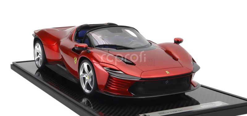 Bbr-models Ferrari Daytona Sp3 Serie Icona Open Roof 2022 - Con Vetrina - With Showcase 1:12 Rosso Magma - Červený Met
