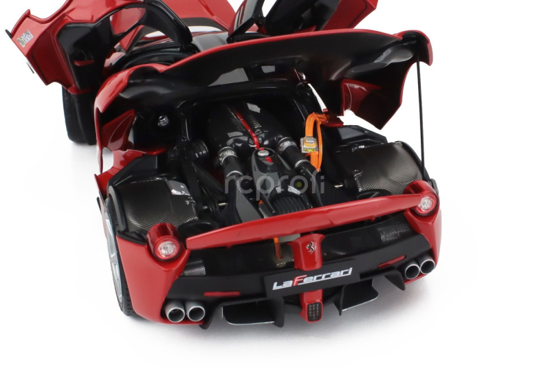 Bbr-models Ferrari Laferrari 2013 - Silver Rims 1:18 Rosso Corsa 322 - Červená