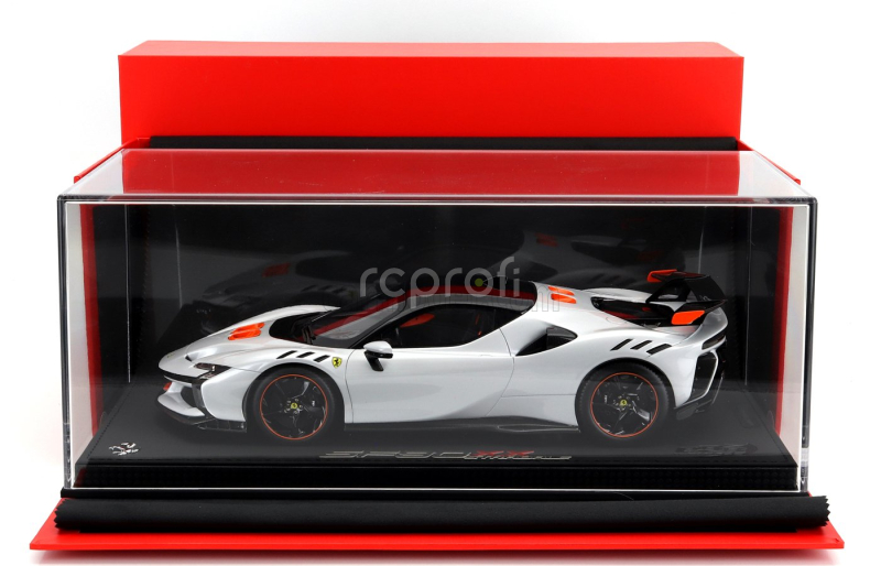 Bbr-models Ferrari Sf90 Xx Stradale 2024 - Con Vetrina - With Showcase 1:18 Bianco Artico - Bílá Met Oranžová Černá