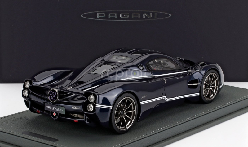 Bbr-models Pagani Utopia 2022 - Con Vetrina - With Showcase 1:18 Modrá Půlnoční Lesklá