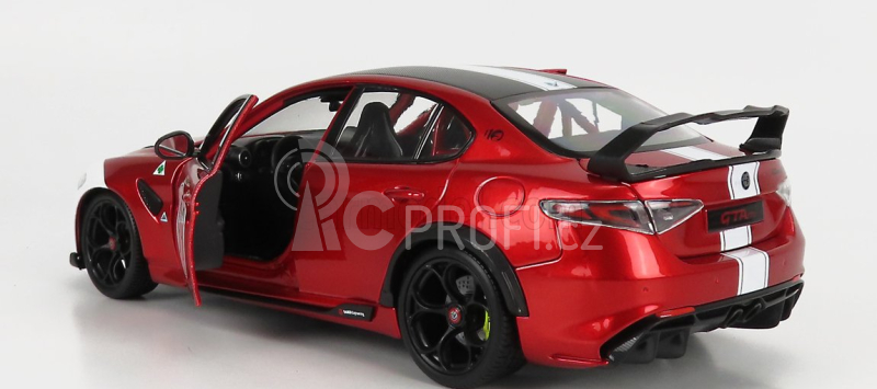 Bburago Alfa romeo Giulia Gtam N 99 Racing 2020 1:18 Alfa Červená Bílá