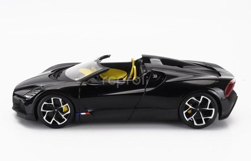 Bburago Bugatti W16 Mistral 2023 1:18 Black