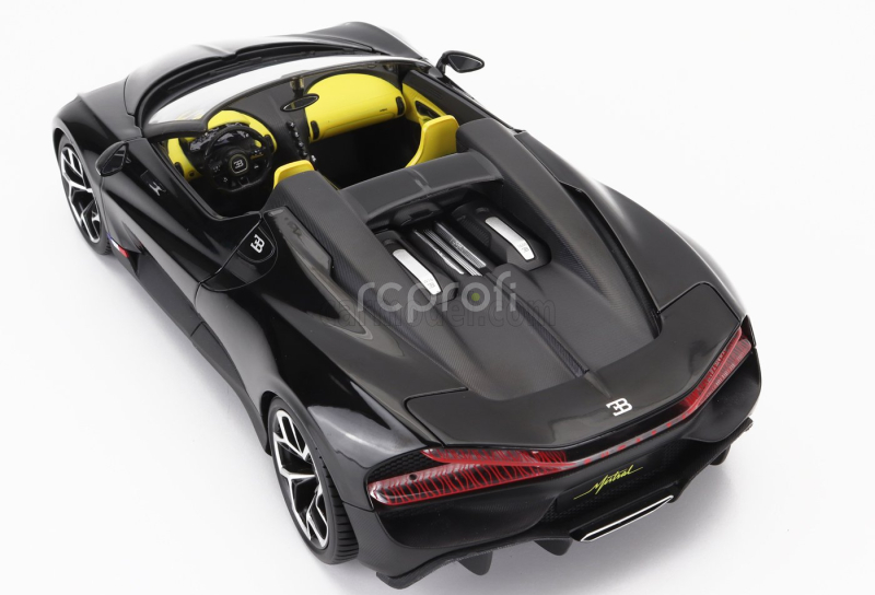 Bburago Bugatti W16 Mistral 2023 1:18 Black