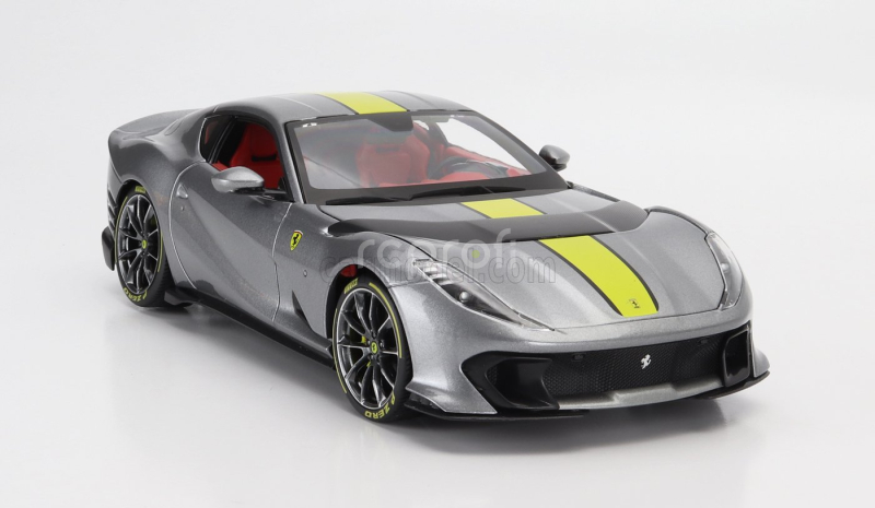 Bburago Ferrari 812 Competizione 2021 1:18 Grigio Coburn Žlutá - Grey Met