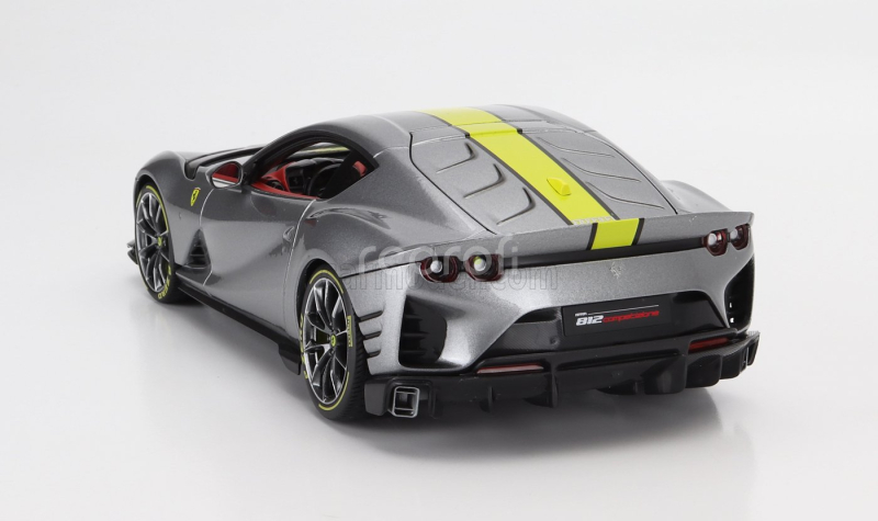 Bburago Ferrari 812 Competizione 2021 1:18 Grigio Coburn Žlutá - Grey Met