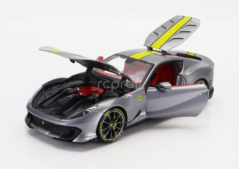 Bburago Ferrari 812 Competizione 2021 1:18 Grigio Coburn Žlutá - Grey Met