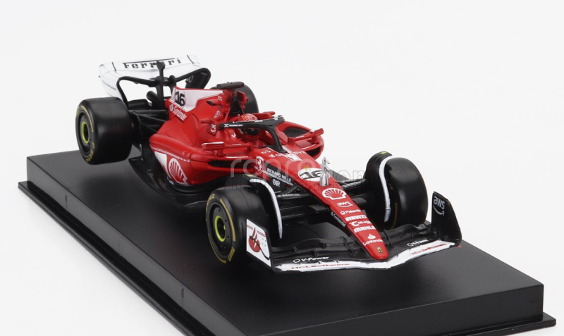 Bburago Ferrari F1  Sf-23 Team Scuderia Ferrari N 16 2nd Las Vegas Usa Gp 2023 Charles Leclerc - With Pilot And Showcase 1:43 Červená Bílá Černá