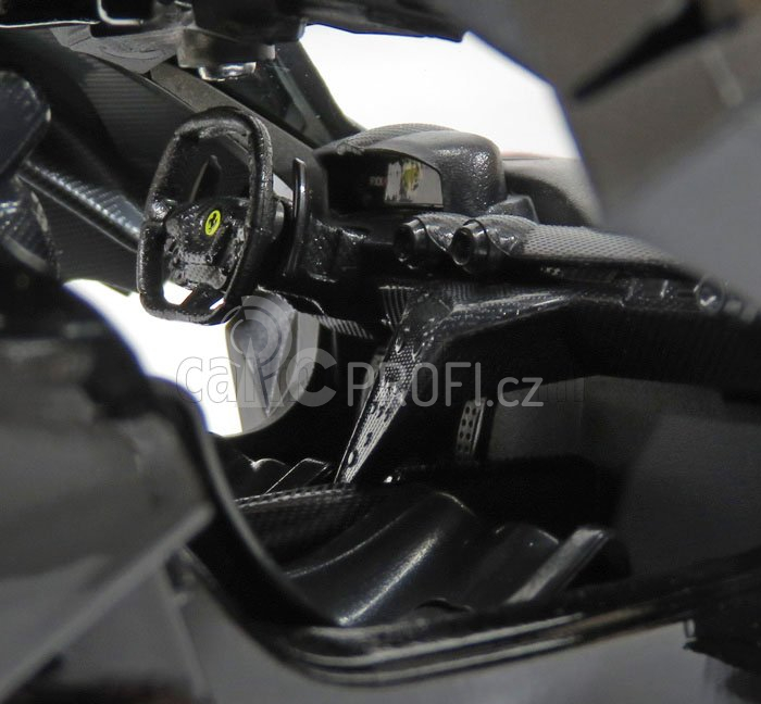 Bburago Ferrari FXX K 1:18 černá