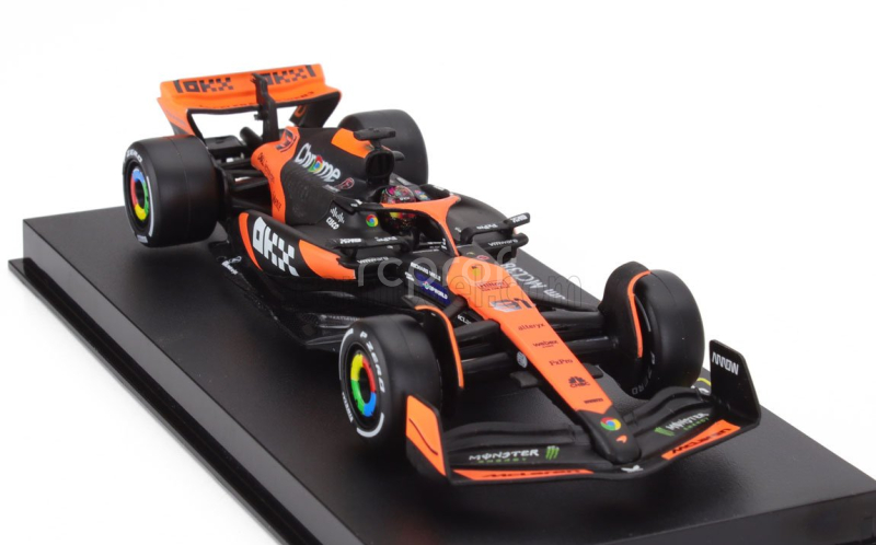 Bburago Mclaren F1  Mcl38 Team Mclaren N 81 Miami Gp 2024 Oscar Piastri - With Pilot And Showcase 1:43 Oranžová Černá
