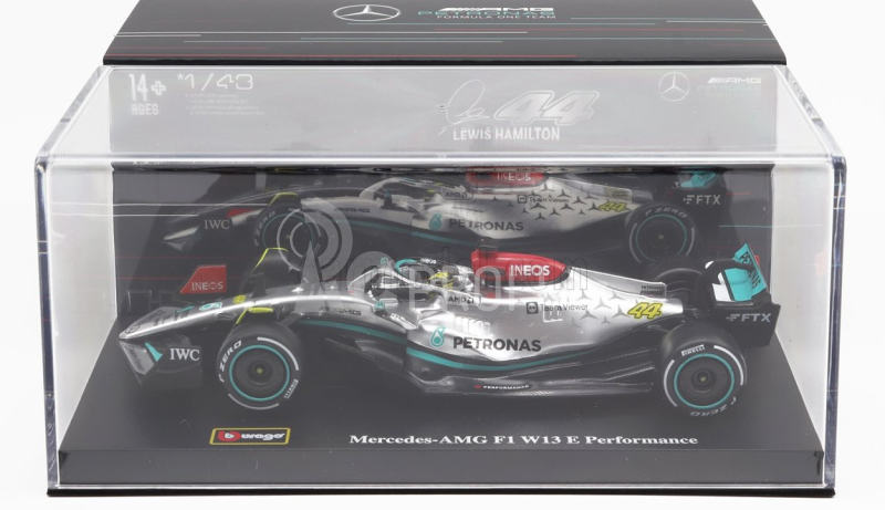 Bburago Mercedes gp F1 W13e Team Mercedes-amg Petronas F1 N 44 Season 2022 Lewis Hamilton - With Helmet And Plastic Showcase 1:43 Stříbrná Zelená