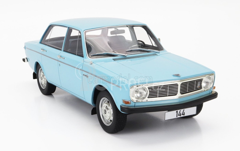 Bos-models Volvo 144 1971 1:18 Světle Modrá