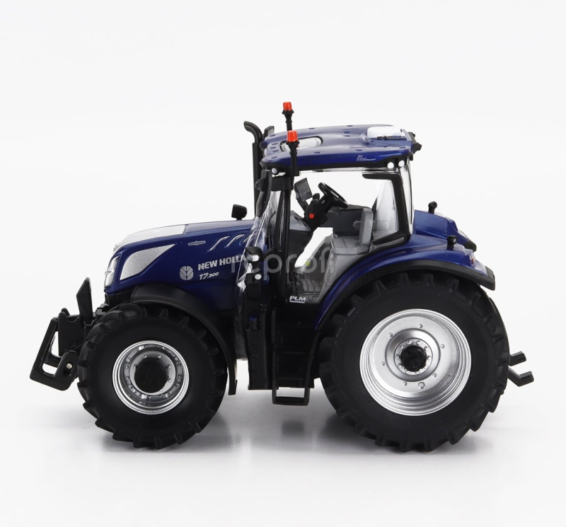 Britains New holland T7.300 Tractor Blue Power 2020 1:32 Blue