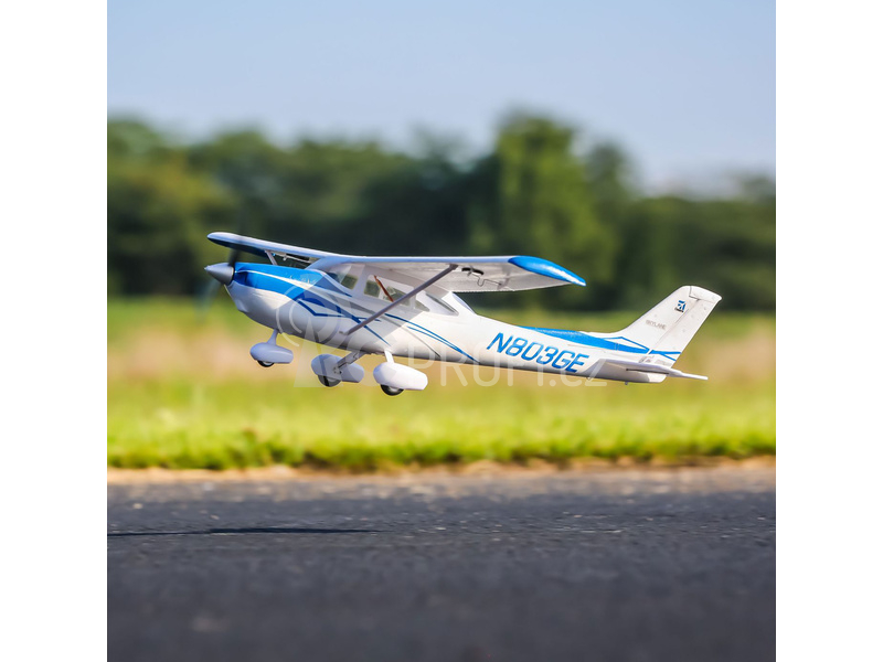 Cessna 182 0.6m SAFE Select BNF Basic
