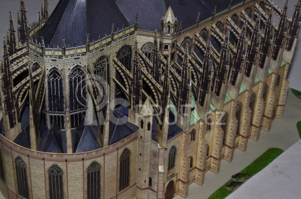 Chrám Sv. Barbory - papírový model 1:250