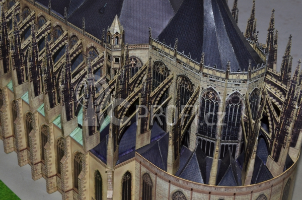 Chrám Sv. Barbory - papírový model 1:250