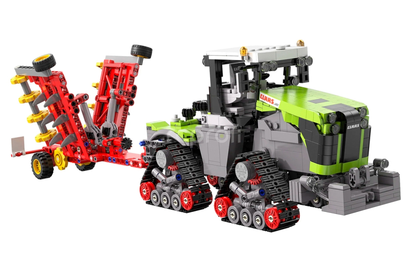 Claas xerion 5000 - Stavebnice z kostek