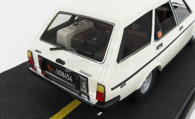 Clc-models Fiat 131 Panorama Sw 1981 Film Bianco Rosso E Verdone 1:18, bílá