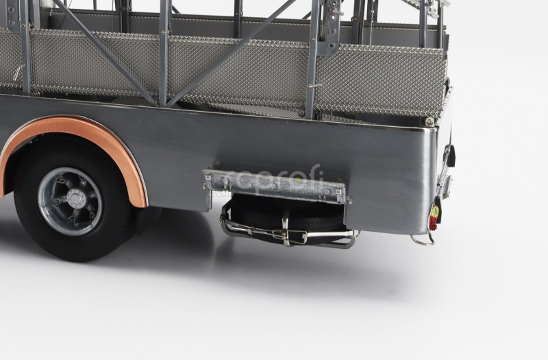 Cmc Fiat 642rn2 Truck Bartoletti F1 Ferrari Car Transporter 1957 1:18 Čirá Povrchová Úprava Šedá